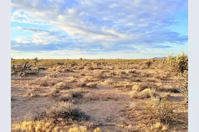 20030 S Billy The Kid Road, Yucca, AZ 86438 - Photo 13