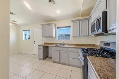 365 Meander Drive, Bullhead City, AZ 86442 - Photo 11