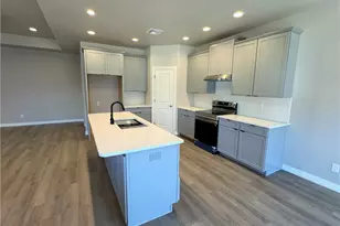 2061 Robert Mitchum Dr, Kingman, AZ 86409 - Photo 15