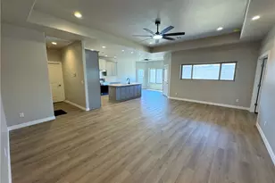 2061 Robert Mitchum Dr, Kingman, AZ 86409 - Photo 9
