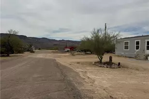 12347 S Third St, Yucca, AZ 86438 - Photo 5