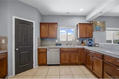 3627 Gloria Avenue, Bullhead City, AZ 86442 - Photo 9