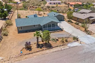 3320 W Chea Dr, Golden Valley, AZ 86413 - Photo 13
