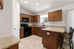 443 Martinez Rd, Golden Valley, AZ 86413 - Photo 7