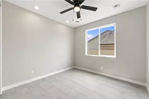 2868 Enclave Dr, Bullhead City, AZ 86429 - Photo 13