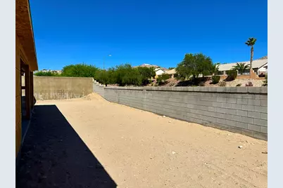 2868 Enclave Drive, Bullhead City, AZ 86429 - Photo 17