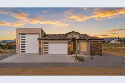 7617 E Sugarloaf Street, Kingman, AZ 86401 - Photo 1