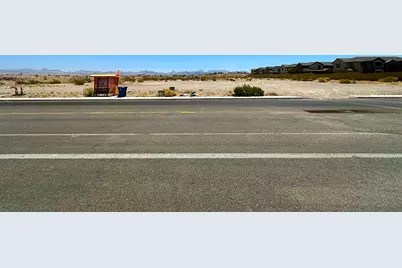 1702 Gold Rush Drive, Bullhead City, AZ 86442 - Photo 1