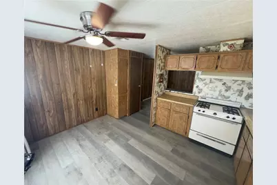4289 Az-68 #17, Golden Valley, AZ 86413 - Photo 11
