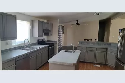 7100 S Mountain View Road, Mohave Valley, AZ 86440 - Photo 31