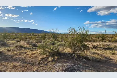 14279 S Anegam Road, Yucca, AZ 86438 - Photo 27