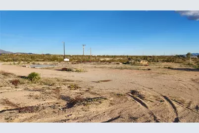 14279 S Anegam Road, Yucca, AZ 86438 - Photo 5