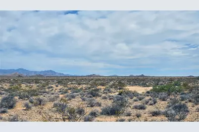 208-21-329 S Arlington Road, Yucca, AZ 86438 - Photo 13