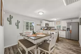 895 Terrace Dr, Bullhead City, AZ 86442 - Photo 9