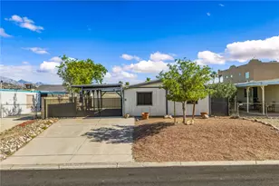 895 Terrace Dr, Bullhead City, AZ 86442 - Photo 1