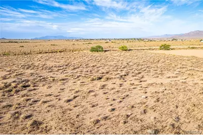 7711 E California Drive, Kingman, AZ 86401 - Photo 27