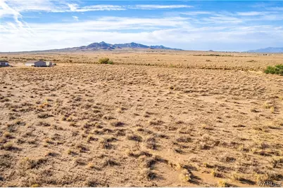 7711 E California Drive, Kingman, AZ 86401 - Photo 25