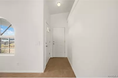 9762 S Kingman Drive, Mohave Valley, AZ 86440 - Photo 11