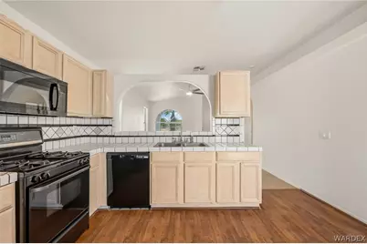 9762 S Kingman Drive, Mohave Valley, AZ 86440 - Photo 17