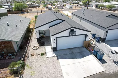 2042 Gregg Lane, Bullhead City, AZ 86442 - Photo 1