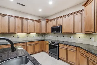 21 Torrey Pines Drive, Mohave Valley, AZ 86440 - Photo 9
