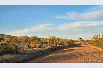 121-16-003 E Octotillo Drive, Yucca, AZ 86438 - Photo 3