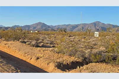 122-37-077 S John Wayne Road, Yucca, AZ 86438 - Photo 7