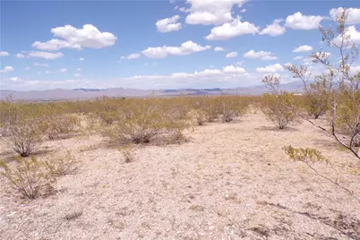 306-50-014D W Bolsa Drive, Golden Valley, AZ 86413 - Photo 27