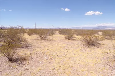 306-50-014D W Bolsa Drive, Golden Valley, AZ 86413 - Photo 31