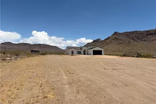 460 S Kelvin Rd, Golden Valley, AZ 86413 - Photo 43