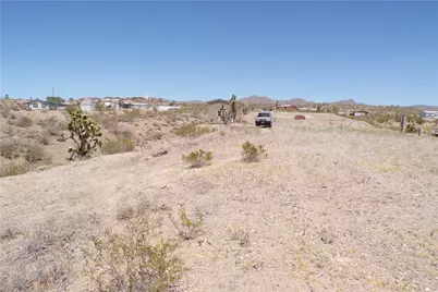 21213 W Calexico Drive, White Hills, AZ 86445 - Photo 25