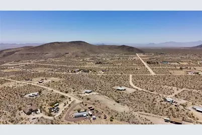 21213 W Calexico Drive, White Hills, AZ 86445 - Photo 15
