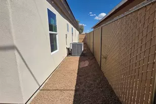2115 Balboa Dr, Bullhead City, AZ 86442 - Photo 9