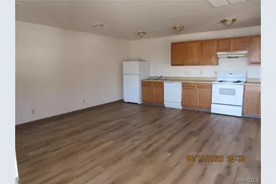 1403 Andy Devine #13, Kingman, AZ 86401 - Photo 3