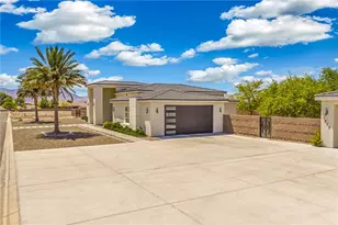 1817 Stovall St, Bullhead City, AZ 86442 - Photo 7