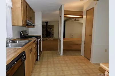 556 Riverfront Drive, Bullhead City, AZ 86442 - Photo 11