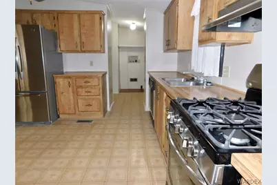 556 Riverfront Drive, Bullhead City, AZ 86442 - Photo 9
