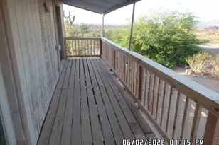 570 E Silver Creek Dr, Meadview, AZ 86444 - Photo 9