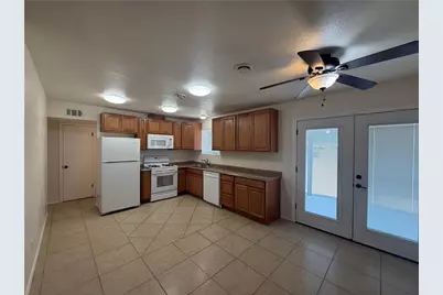 2737 Lillie Avenue, Kingman, AZ 86401 - Photo 3