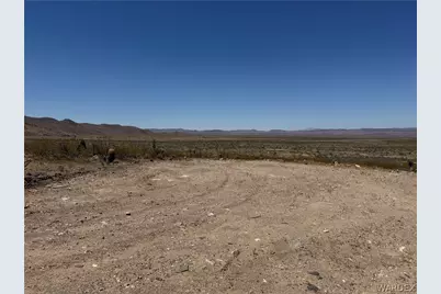 316-05-018 June, Dolan Springs, AZ 86441 - Photo 17