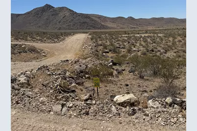 316-05-018 June, Dolan Springs, AZ 86441 - Photo 11