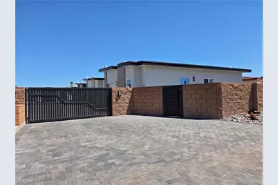 370 Riverfront Dr #2, Bullhead City, AZ 86442 - Photo 3