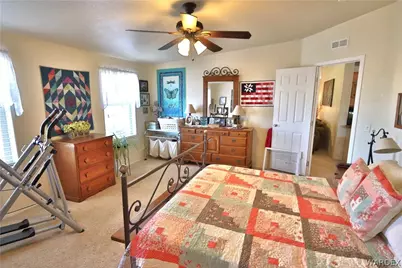 17773 N Lakeside Drive, Dolan Springs, AZ 86441 - Photo 23