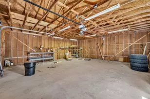 5576 Crystal Dr, Golden Valley, AZ 86413 - Photo 31