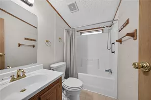 5576 Crystal Dr, Golden Valley, AZ 86413 - Photo 15