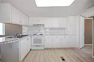 3880 E Shaeffer Ave, Kingman, AZ 86409 - Photo 13