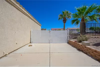 3356 McCormick Boulevard, Bullhead City, AZ 86429 - Photo 9