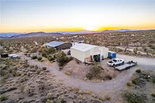 8356 W Cordelia, White Hills, AZ 86445 - Photo 59