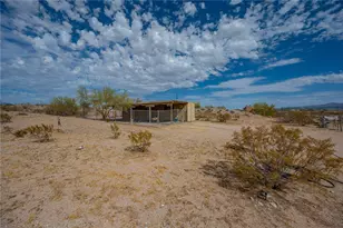 16876 S Lawton Rd, Yucca, AZ 86438 - Photo 33