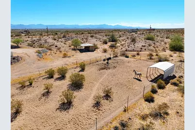 16876 S Lawton Road, Yucca, AZ 86438 - Photo 3